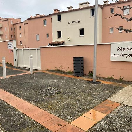 Studio - Les Pieds Dans L'Eau Agreable En Toutes Saisons 4 Couchages - Climatisation - Parking Prive - Piscine Sur Mer - Vue Magnifique Et Rare - Situation Optimum - Les Argonautes - Ile Des Pecheurs - Cap D'Agde Exterior photo