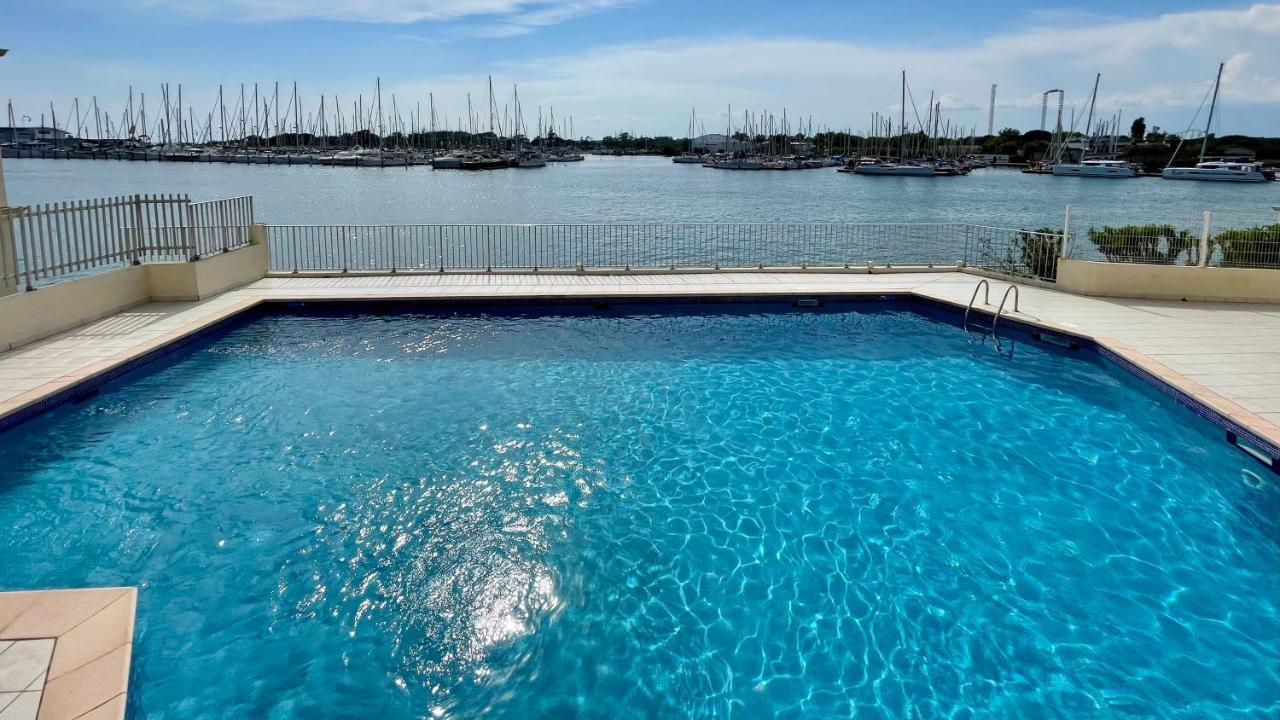 Studio - Les Pieds Dans L'Eau Agreable En Toutes Saisons 4 Couchages - Climatisation - Parking Prive - Piscine Sur Mer - Vue Magnifique Et Rare - Situation Optimum - Les Argonautes - Ile Des Pecheurs - Cap D'Agde Exterior photo