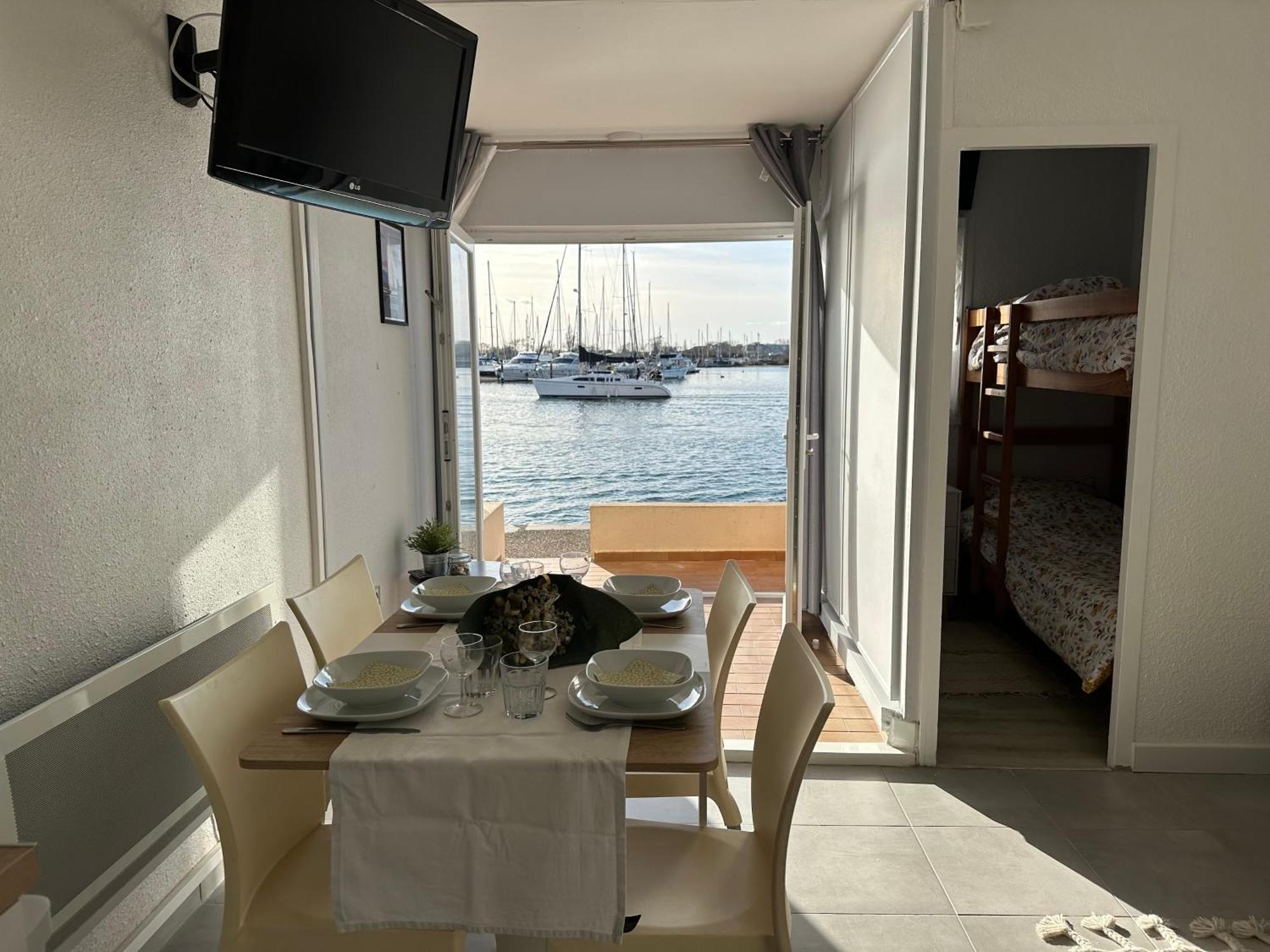 Studio - Les Pieds Dans L'Eau Agreable En Toutes Saisons 4 Couchages - Climatisation - Parking Prive - Piscine Sur Mer - Vue Magnifique Et Rare - Situation Optimum - Les Argonautes - Ile Des Pecheurs - Cap D'Agde Exterior photo