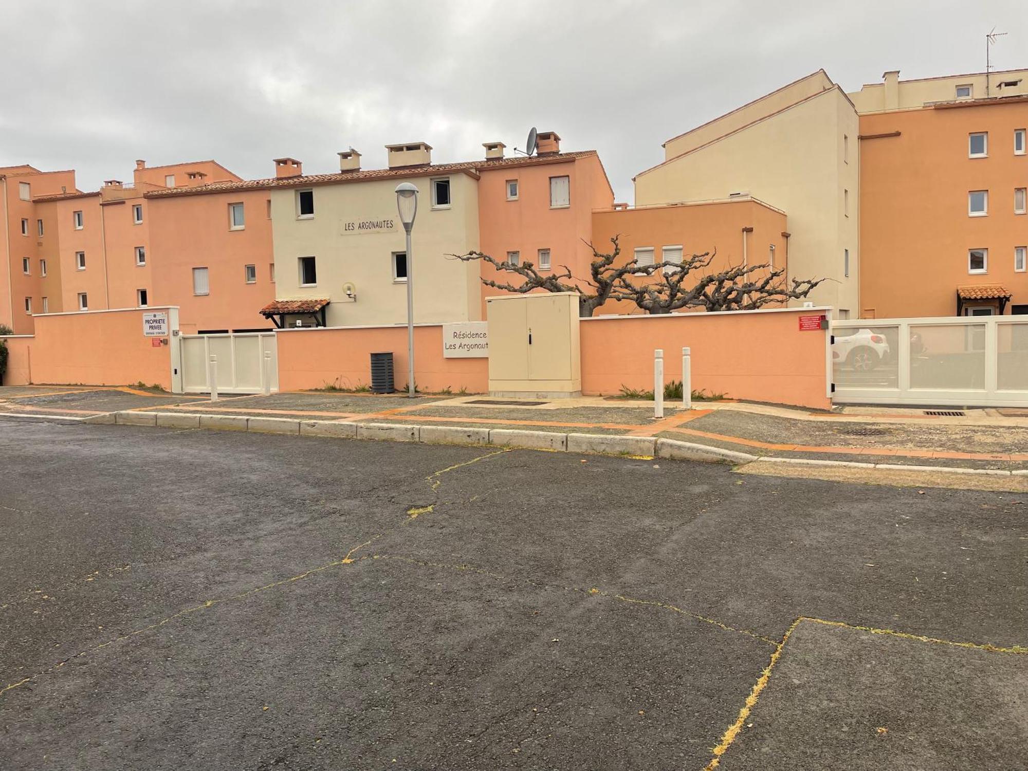Studio - Les Pieds Dans L'Eau Agreable En Toutes Saisons 4 Couchages - Climatisation - Parking Prive - Piscine Sur Mer - Vue Magnifique Et Rare - Situation Optimum - Les Argonautes - Ile Des Pecheurs - Cap D'Agde Exterior photo